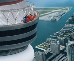 cn-tower-edgewalk
