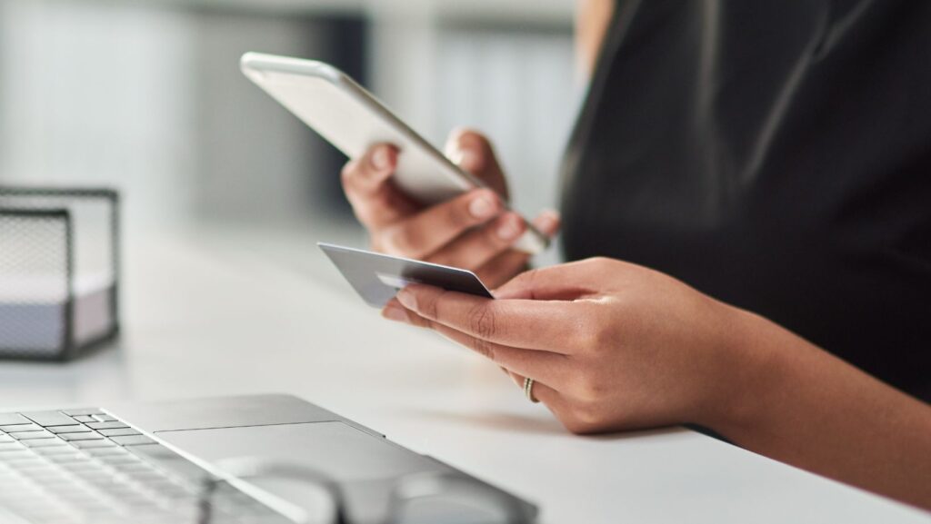 Smarter phones allow for greater adoption in the travel industry
