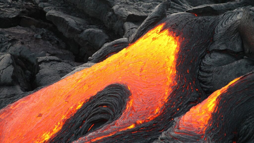 Kilauea Volcano Erupts Again