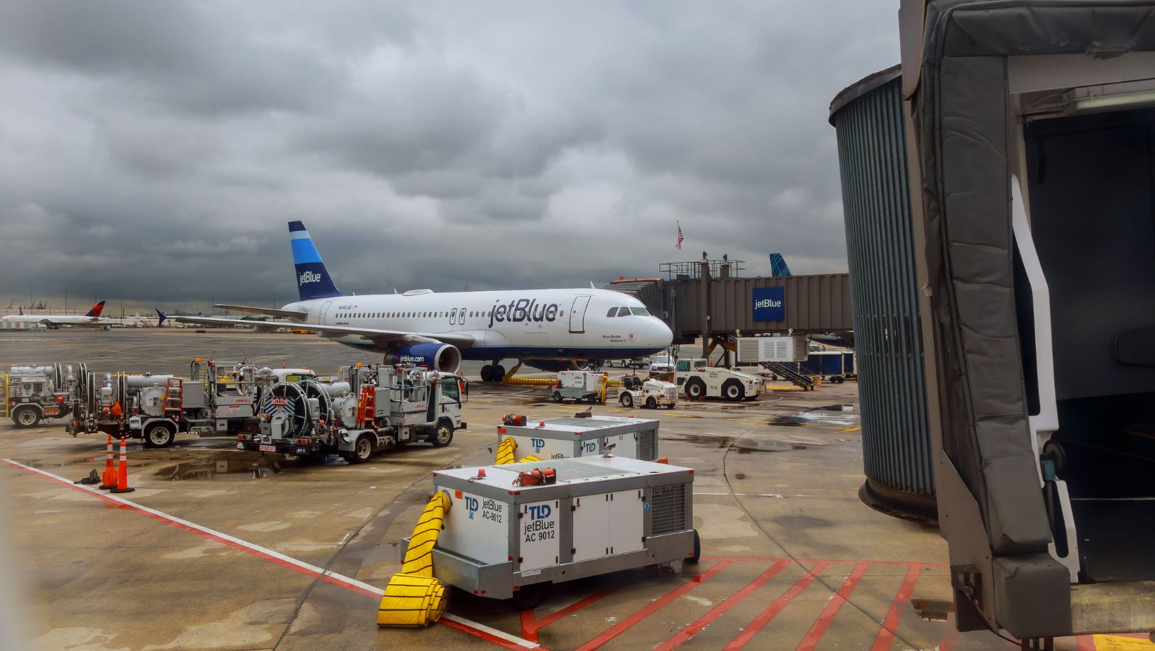 JetBlue Partners with Icelandair to Expand Air Travel Routes