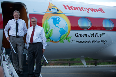 First-Ever Transatlantic Biofuel Flight