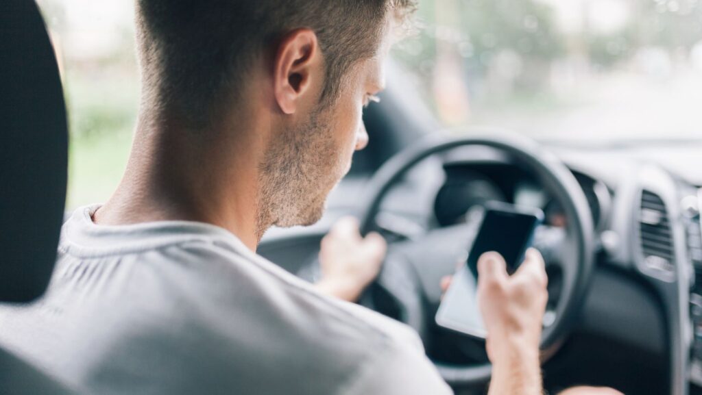 Travel App Giveaway - Distracted Driving Laws