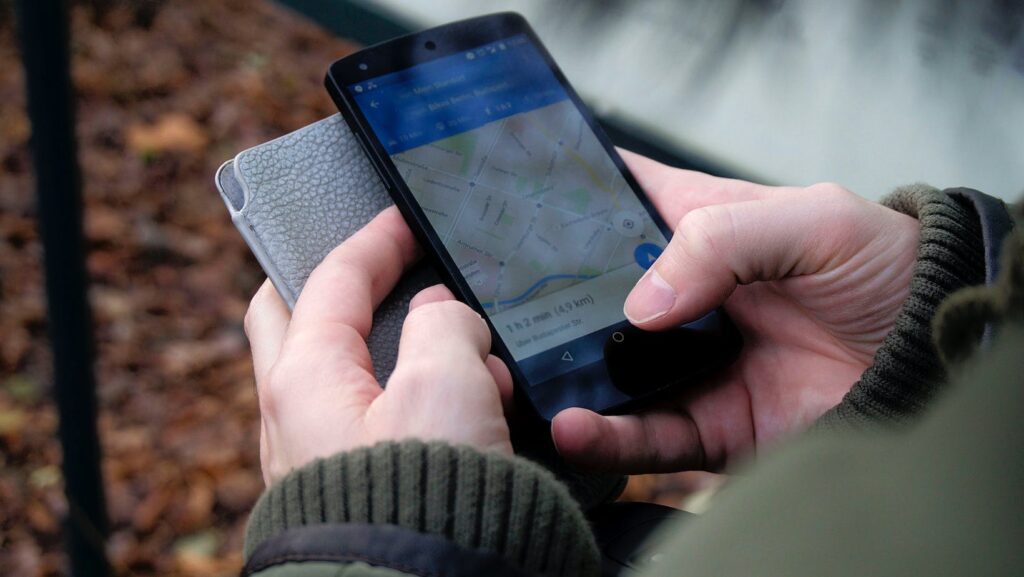 Distracted Driving Laws by Sugar Coded Apps