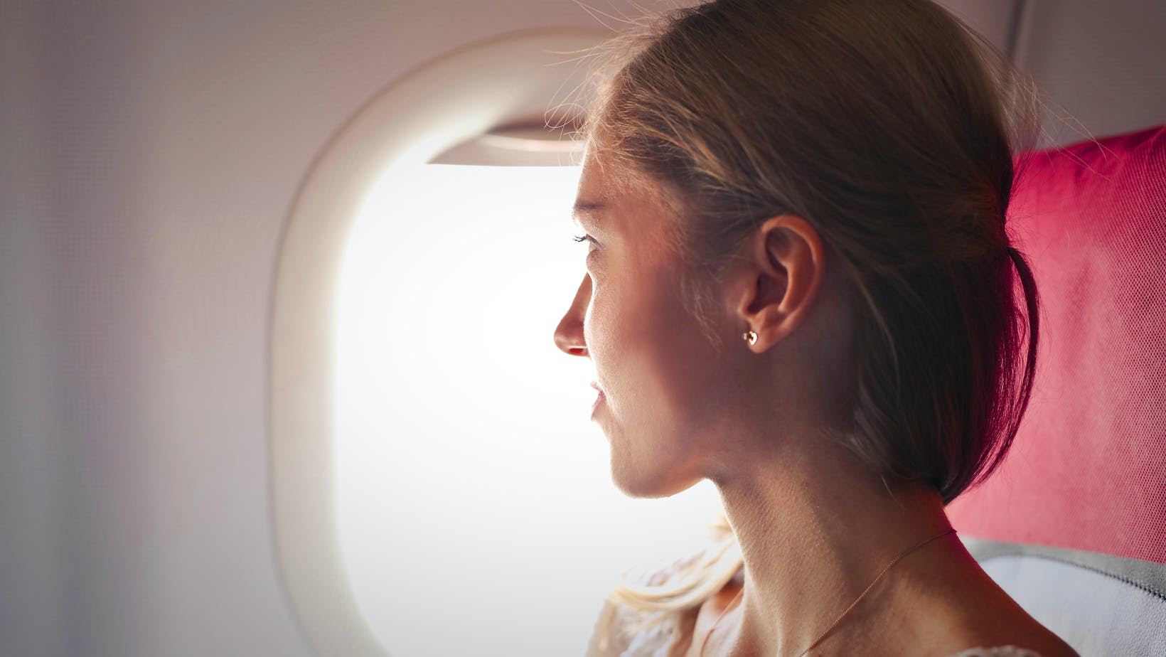 Tips, Tricks, and Hacks for Staying Productive on Long Flights