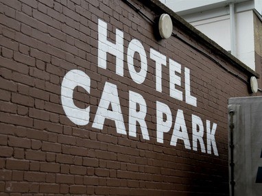 Choose a Hotel with Easy Parking Options