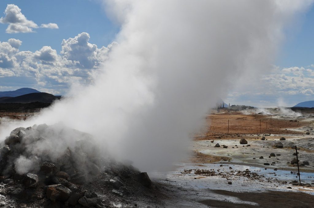 Top Romantic Things to Do in Iceland