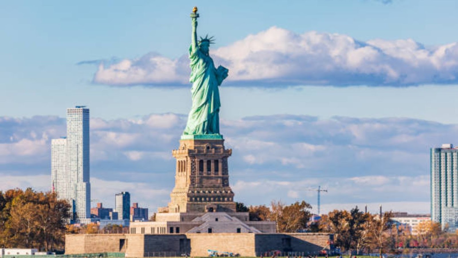 6 Perfect Tourist Attractions To Explore In New York