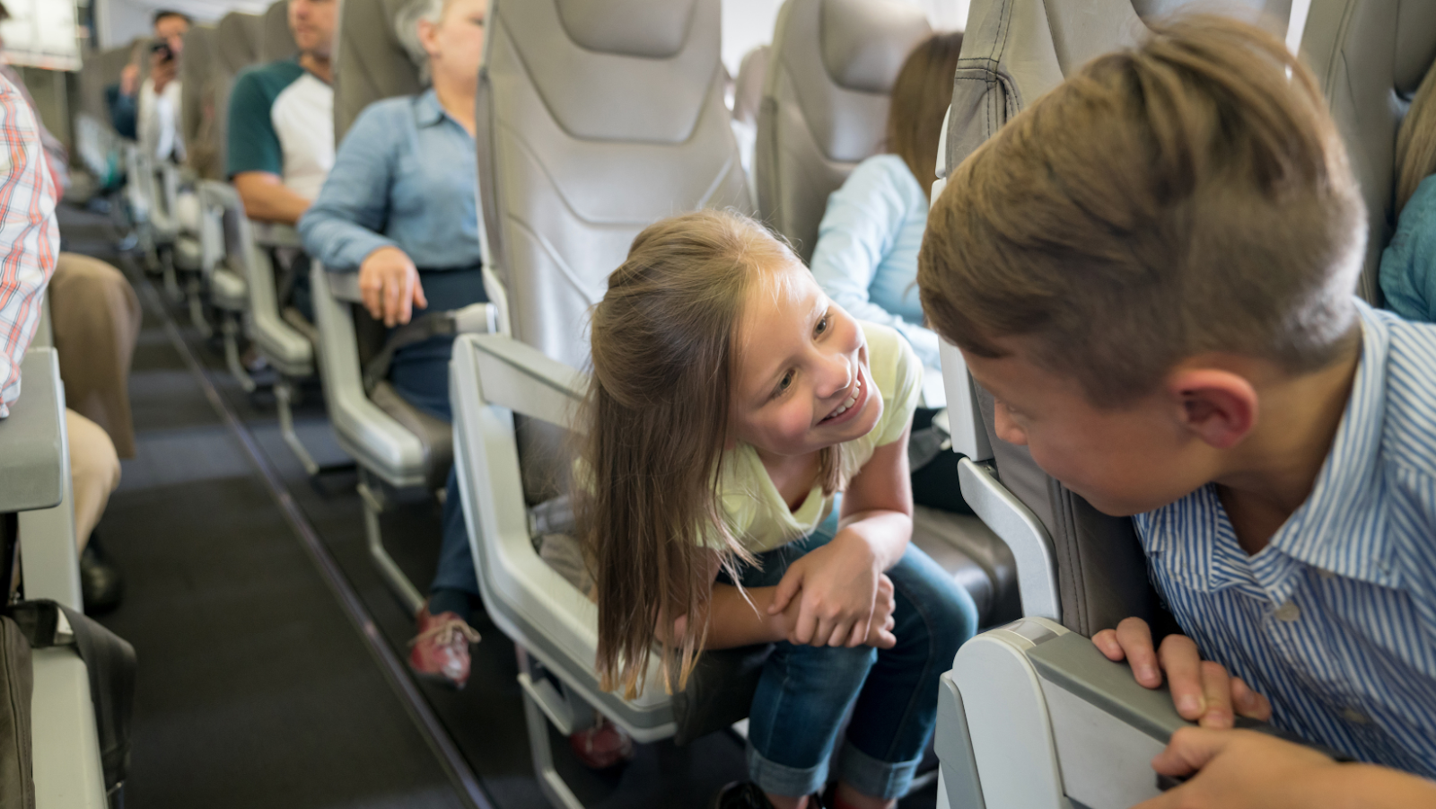 How to Entertain Kids While Traveling