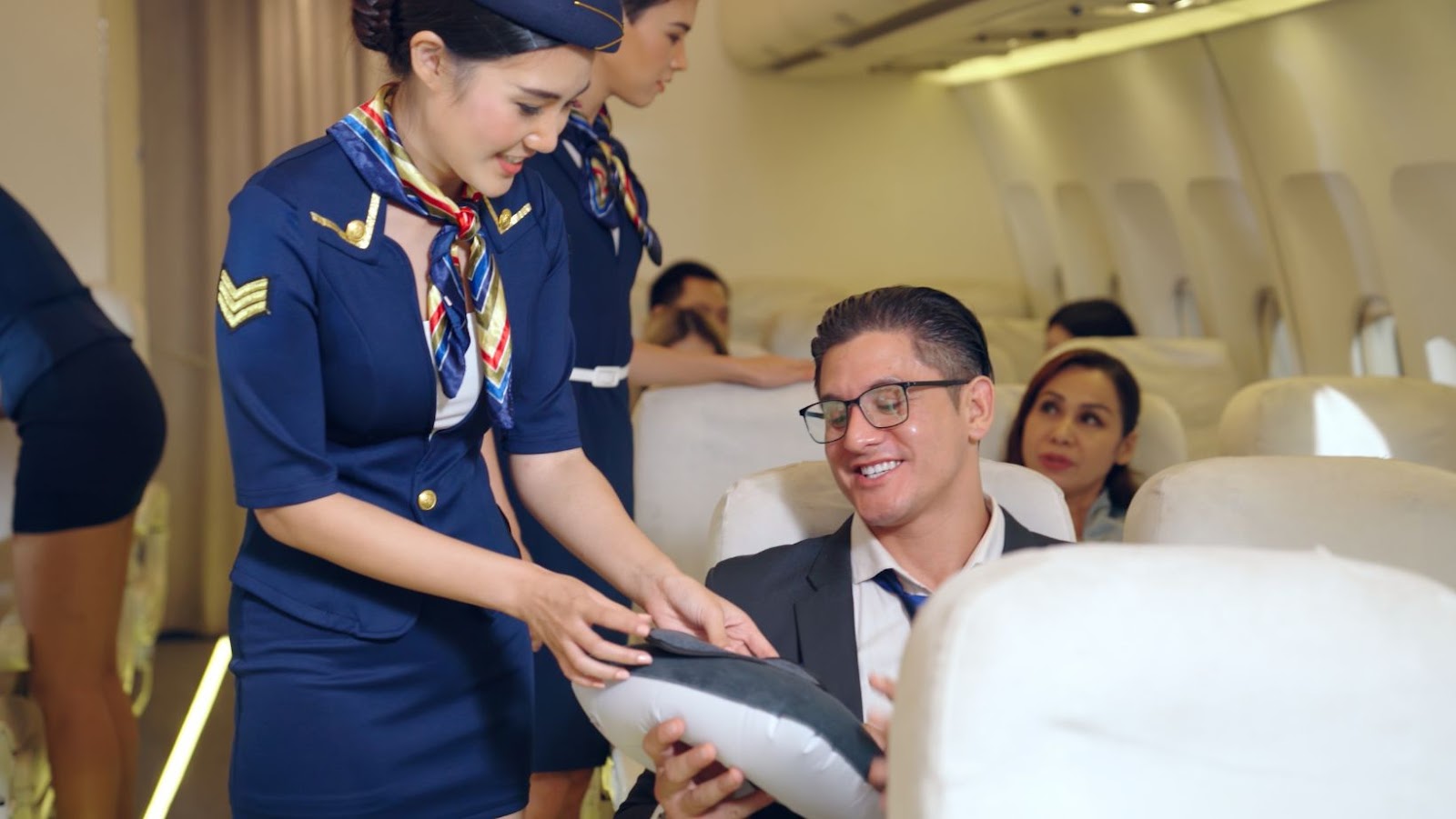 7 Reasons Cabin Crew is the Perfect Career Path for Travel Lovers