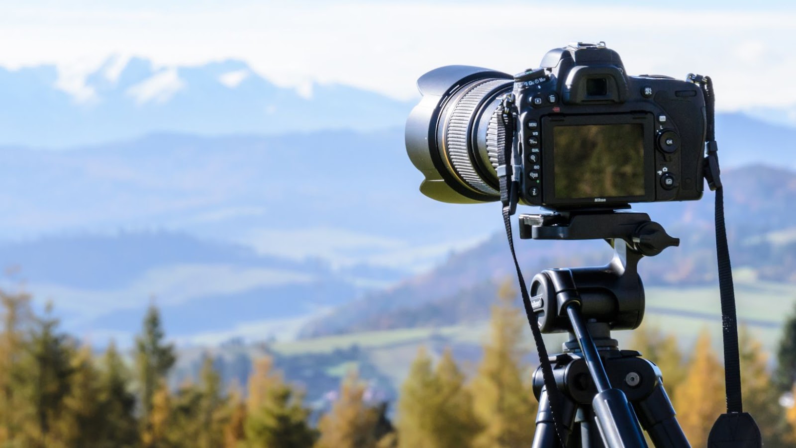 The Pros And Cons of Camera Rental Services