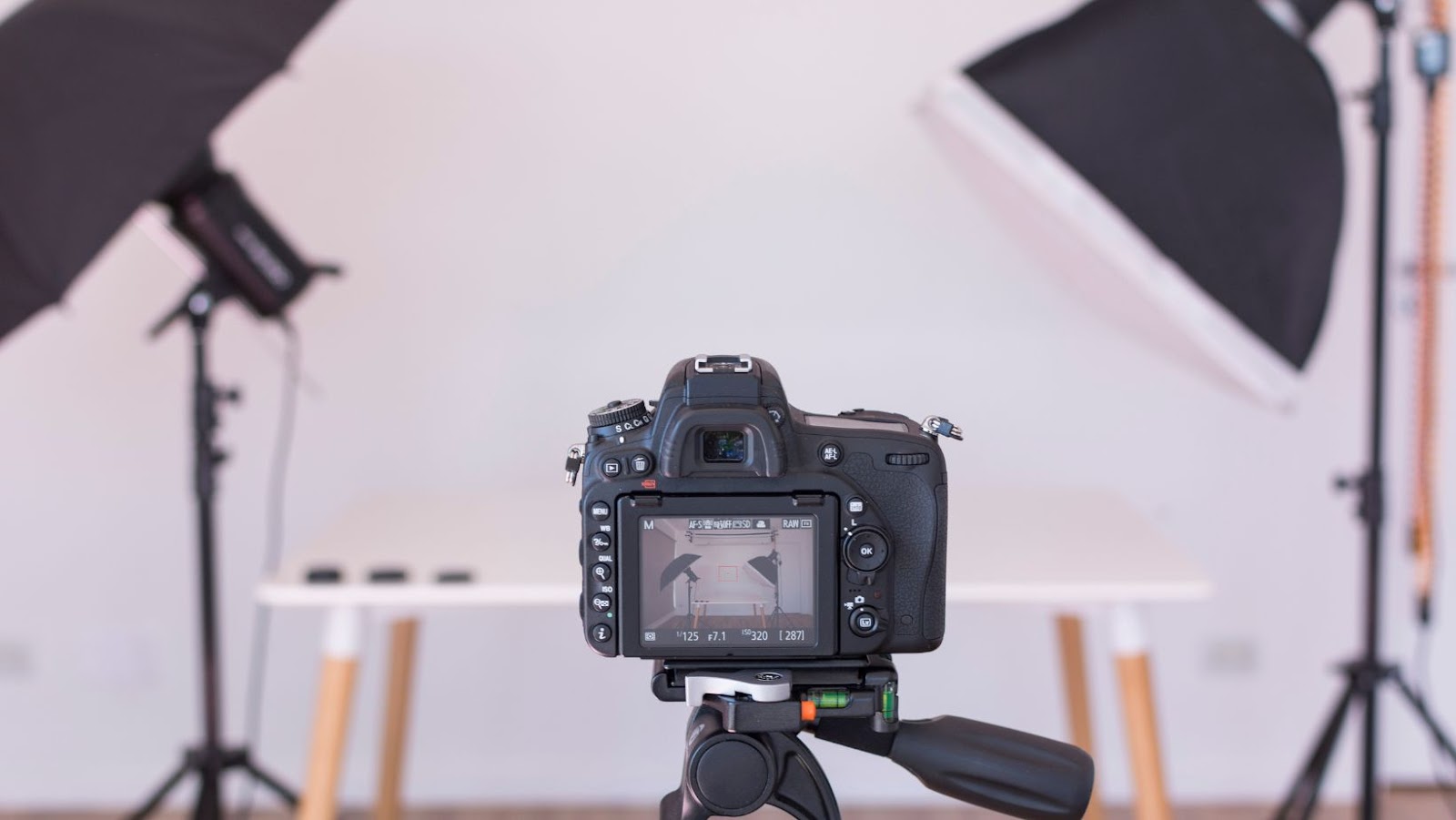 The Pros And Cons of Camera Rental Services