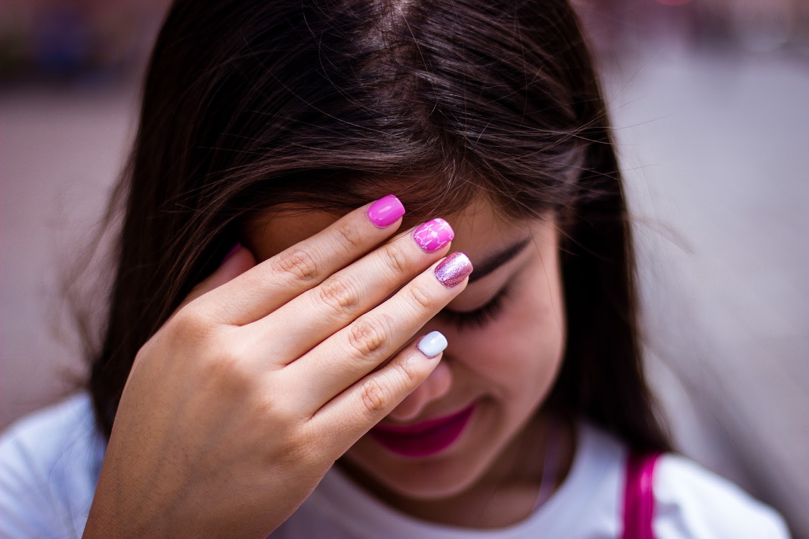 5 Easy Ways to Wear Pink Nails Everyday