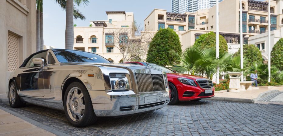 Living the Dream: A Guide to Renting Exotic Cars in Dubai and Touring the Emirates