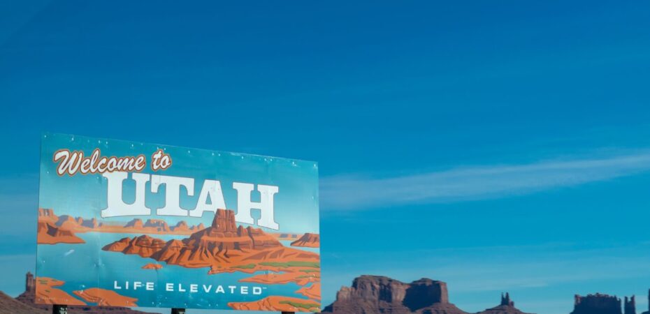 how far is utah from florida