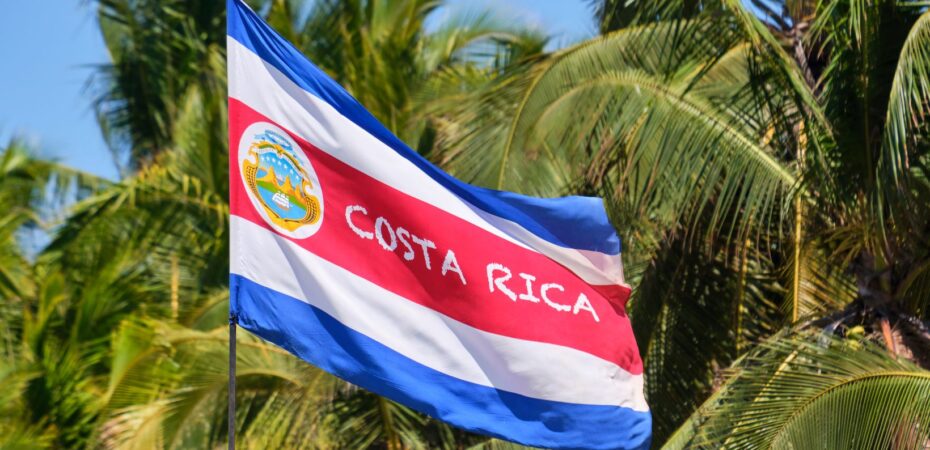 how far is costa rica from florida