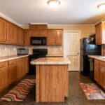 distance between countertop and upper cabinets