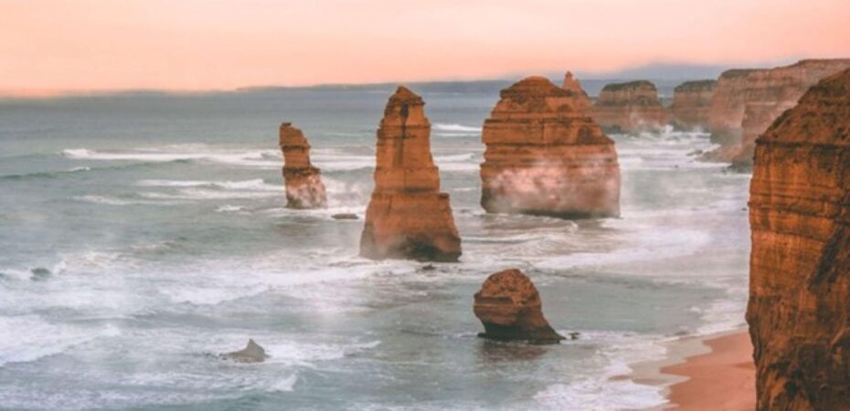 Beautiful scenery of the twelve apostles in Australia.