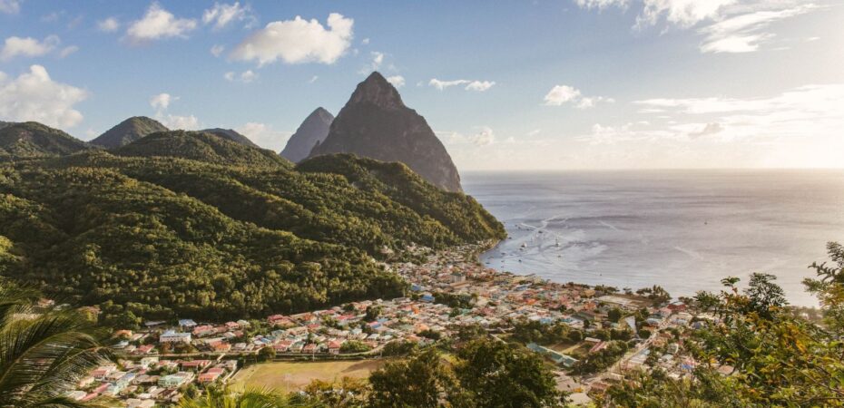 how far is st lucia from florida
