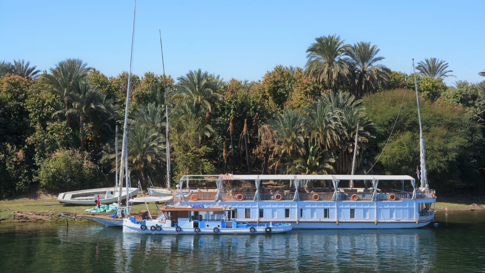 Activities and Services You May Try on a Nile Cruise Boat in Egypt