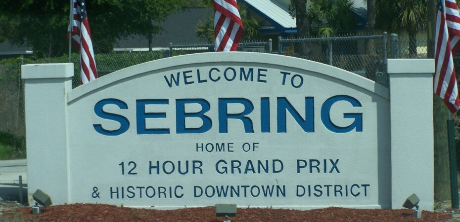 how far is sebring florida from here